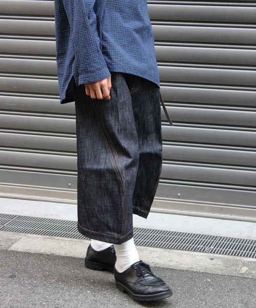 NVRFRGT(ネヴァーフォーゲット)の「NVRFRGT / ネヴァーフォーゲット WISM 別注 3D WIDELEG JORTS(その他パンツ・メンズ・ネイビー/ブラック・3/1/2)」の17枚目の写真