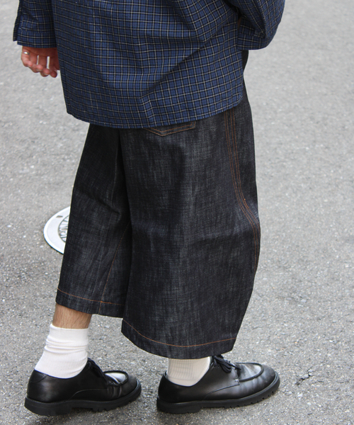 NVRFRGT(ネヴァーフォーゲット)の「NVRFRGT / ネヴァーフォーゲット WISM 別注 3D WIDELEG JORTS(その他パンツ・メンズ・ネイビー/ブラック・3/1/2)」の19枚目の写真