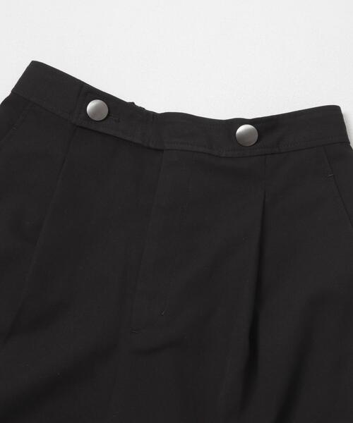 URBAN RESEARCH DOORS(アーバンリサーチドアーズ)の「ボタンポイントパンツ(その他パンツ・レディース・ブラック/カーキ・MEDIUM/SMALL)」の13枚目の写真