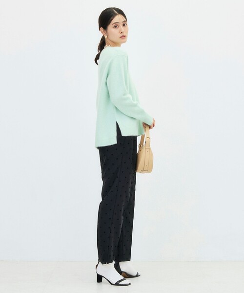 NOLLEY’S（ノーリーズ）の「《手洗い可能》ヘアリーVネックプルオーバー（ニット/セーター・レディース・ブラック/ベージュ/ブラウン/ミント・38）」の14枚目の写真