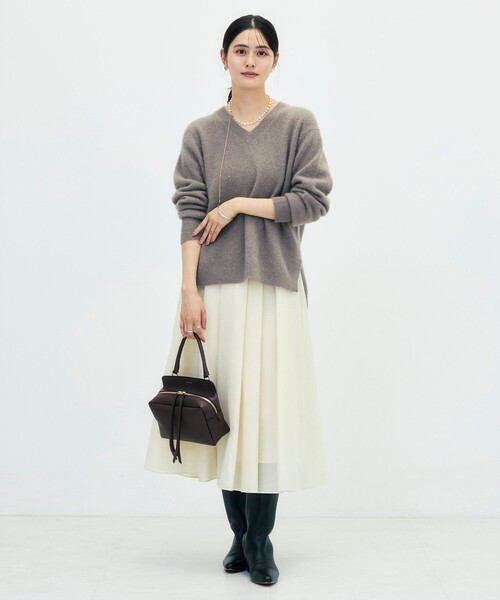 NOLLEY’S（ノーリーズ）の「《手洗い可能》ヘアリーVネックプルオーバー（ニット/セーター・レディース・ブラック/ベージュ/ブラウン/ミント・38）」の22枚目の写真