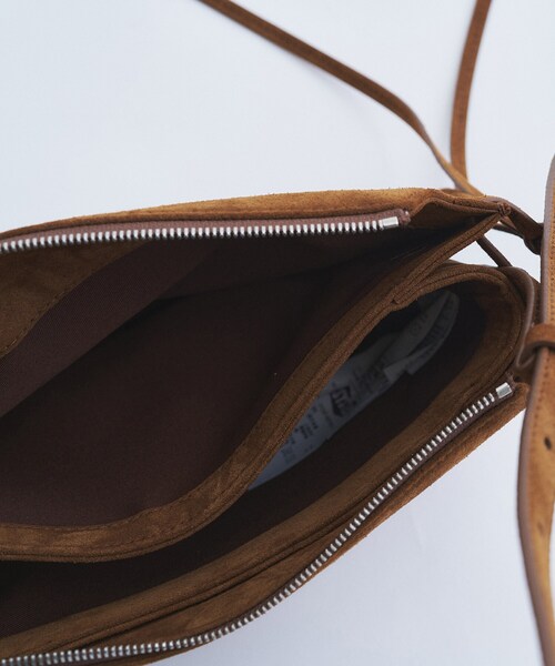 CODE A(コードエー)の「SYSTEM|Cord Two-Way Bag(ショルダーバッグ・レディース・キャメル・00)」の4枚目の写真