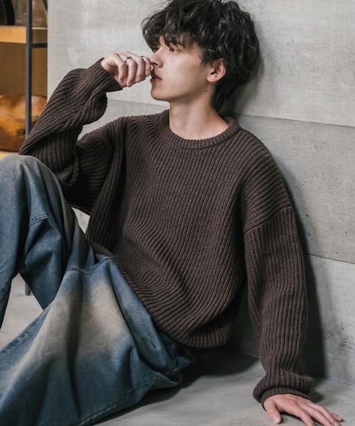 Rocky Monroe(ロッキーモンロー)の「新色追加 オーバーサイズ畦編みクルーネック長袖ニットセーター(ニット/セーター・メンズ・ベージュ/ネイビー/チャコール/ホワイト系/ピンク/グレー系/マスタード/オフホワイト/ブラウン/ブラック/グレー/レッド/ブラック系/ブルー/ブルーグリーン/モスグリーン/ワイン・L/XL/M)」の8枚目の写真