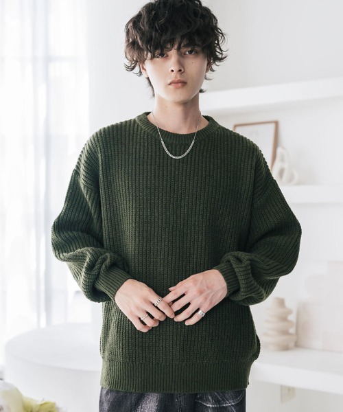 Rocky Monroe(ロッキーモンロー)の「新色追加 オーバーサイズ畦編みクルーネック長袖ニットセーター(ニット/セーター・メンズ・ベージュ/ネイビー/チャコール/ホワイト系/ピンク/グレー系/マスタード/オフホワイト/ブラウン/ブラック/グレー/レッド/ブラック系/ブルー/ブルーグリーン/モスグリーン/ワイン・L/XL/M)」の10枚目の写真