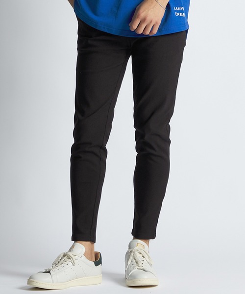 LANVIN en Bleu(ランバンオンブルー)の「超伸縮「ガムストレッチ」スキニー イージーチノパン(チノパンツ・メンズ・アイボリー/ブラック/ネイビー/グレイッシュベージュ/ブルーグレー・46/52/50/48)」の3枚目の写真