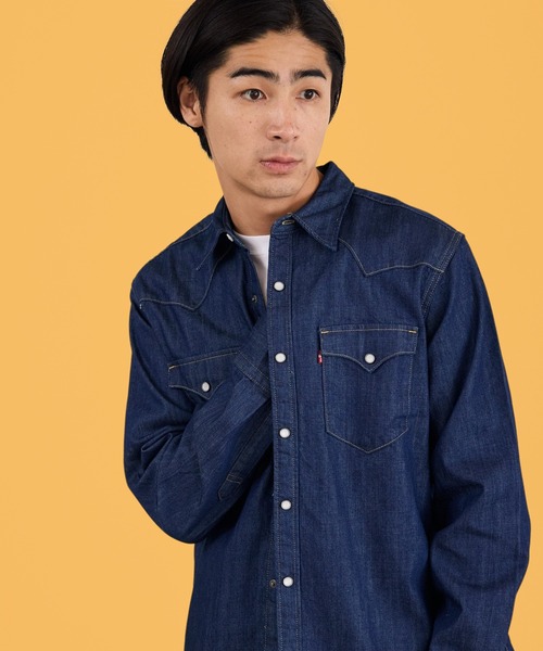 Levi's(リーバイス)の「LEVI'S/リーバイス BARSTOW ウエスタン デニムシャツ レギュラーフィット ラウンドヘム カジュアル アメカジ 2026年秋冬 秋服(シャツ/ブラウス・メンズ・ライトブルー/インディゴブルー・M/L/XL)」の2枚目の写真