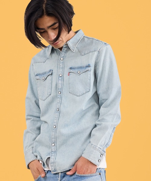Levi's(リーバイス)の「LEVI'S/リーバイス BARSTOW ウエスタン デニムシャツ レギュラーフィット ラウンドヘム カジュアル アメカジ 2026年秋冬 秋服(シャツ/ブラウス・メンズ・ライトブルー/インディゴブルー・M/L/XL)」の1枚目の写真