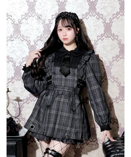 NOEMIE（ノエミー）の「ハトメ合皮リングネクタイセットアップ（ワンピース・レディース・レッド/ダークグレー/ブラック・M）」の3枚目の写真
