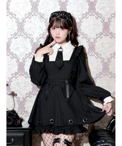 NOEMIE（ノエミー）の「ハトメ合皮リングネクタイセットアップ（ワンピース・レディース・レッド/ダークグレー/ブラック・M）」の2枚目の写真
