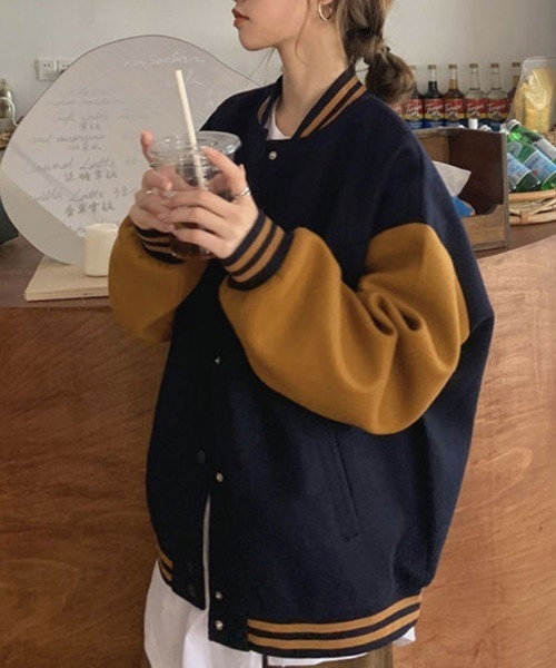 Flugge(フラッジー)の「オーバーサイズスタジャン(スタジャン・レディース・レッド/ネイビー・MEDIUM/LARGE)」の1枚目の写真