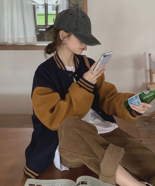 Flugge(フラッジー)の「オーバーサイズスタジャン(スタジャン・レディース・レッド/ネイビー・MEDIUM/LARGE)」の7枚目の写真