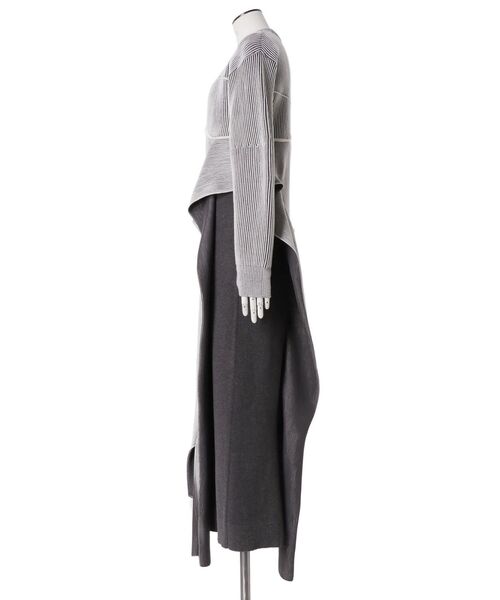 UN3D.(アンスリード)の「BUSTIER DESIGN KNIT OP / ビスチェデザインニットワンピース(ワンピース・レディース・ブラック/ホワイト/ボルドー・38/36)」の16枚目の写真