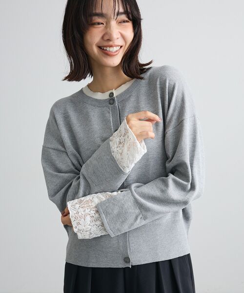 Green Parks(グリーンパークス)の「袖レースレイヤードニットカーディガン(カーディガン/ボレロ・レディース・ブラック/杢グレー・FREE)」の10枚目の写真