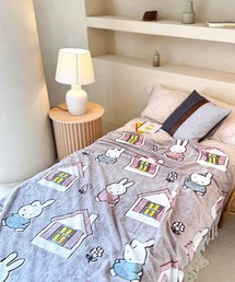 Miffy（ ミッフィー）の「"11"≪Dick Bruna≫暗闇で光る☆ ショートファー フリース ブランケット(W120cm×H160cm / L.size)（ブランケット）」