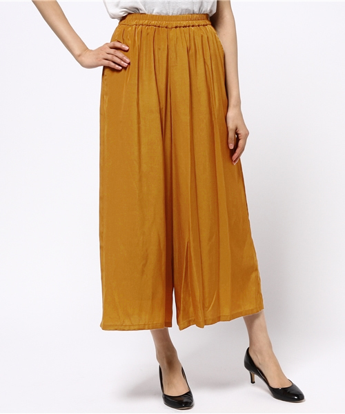 N.（N. Natural Beauty Basic）（エヌエヌナチュラルビューティーベーシック）の「クレープローンワイドパンツ（その他パンツ・レディース・ベージュ/ネイビー/カーキ/ベージュ系その他/ブラウン・MEDIUM/SMALL）」の2枚目の写真