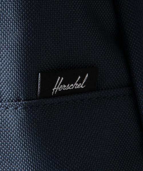 Herschel Supply（ハーシェルサプライ）の「【WEB店舗限定】HERSCHEL クラシック/■HERSCHEL CLASSIC18BP ◆（バックパック/リュック・レディース・ブラック/ライトグレー/ネイビー/ナチュラル/ワイン・FREE）」の8枚目の写真