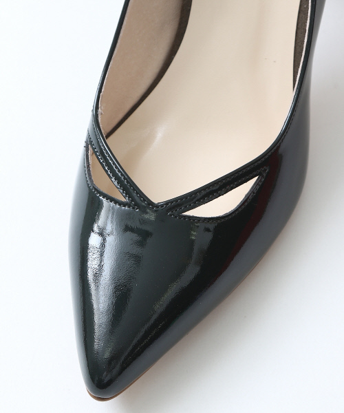 Au BANNISTER（オゥバニスター）の「AU/カットワークパンプス（パンプス・レディース・ブラック/レッド/グリーン/ピンクゴールド・35/36/37/38/39）」の14枚目の写真