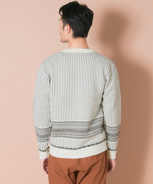 URBAN RESEARCH（アーバンリサーチ）の「UR フルパターンパネルC/Nニット（ニット/セーター・メンズ・ホワイト系その他/ブルー系その他/グリーン系その他・LARGE/MEDIUM）」の6枚目の写真