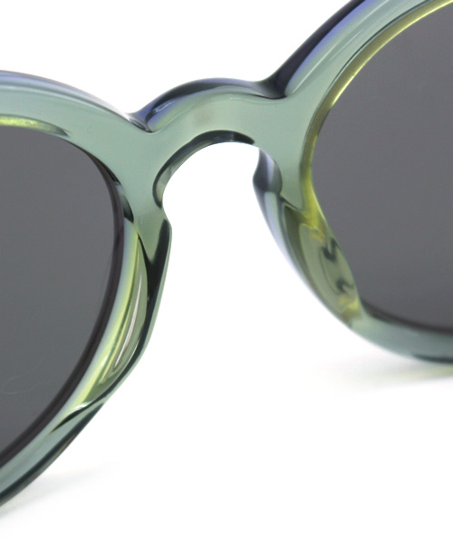 BEAMS（ビームス）の「RAEN / FLOWERS by Alex Knost（サングラス・メンズ・ブラック/ミント/ダークブラウン・ONE SIZE）」の5枚目の写真