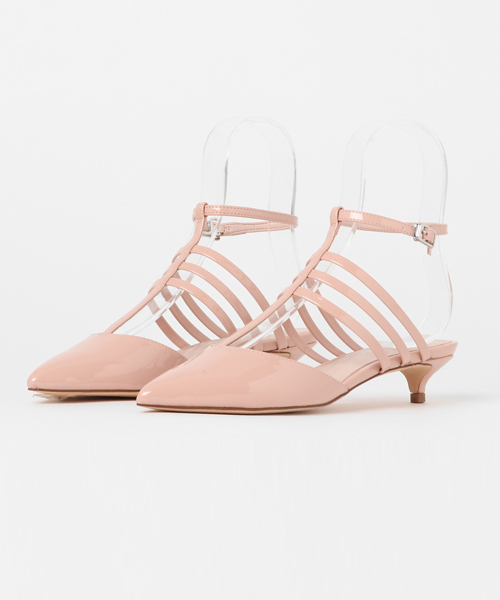 CHARLES & KEITH（チャールズ & キース）の「Tバーストラップパンプス / T-BAR STRAPPY PUMPS（サンダル・レディース・ブラック/シルバー/アイボリー・24.5cm/24cm/23.5cm/23cm）」の3枚目の写真