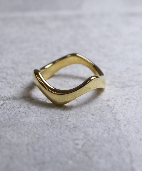 YArKA（ヤーカ）の「【YArKA/ヤーカ】silver925 plane wave ring[uto2]/プレーンウェーブリング（リング・メンズ・シルバー/イエローゴールド/ゴールド・#13/#17/#15/#9/#11/#19/#7/#21）」の17枚目の写真