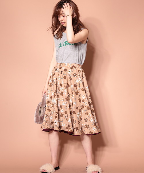 natural couture（ナチュラルクチュール）の「リバーシブルスカート（スカート・レディース・グリーン/ボルドー/ベージュ/ネイビー・FREE）」の14枚目の写真