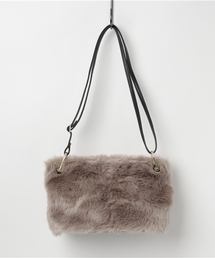 ふわもこフェイクファーショルダーバッグ