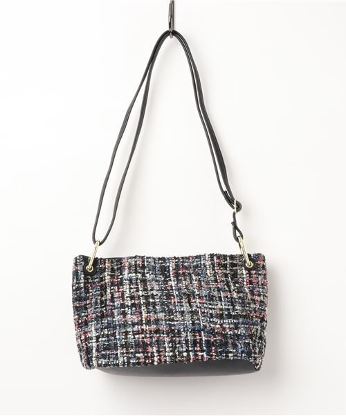 GeeRA（ジーラ）の「ふわもこフェイクファーショルダーバッグ（ハンドバッグ・レディース・ワイン/ベージュ/ブラック系その他/ホワイト系その他・FREE）」の3枚目の写真