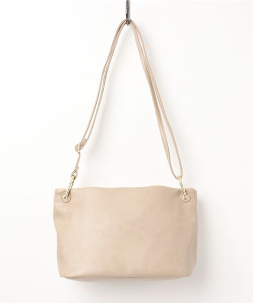 GeeRA（ジーラ）の「ふわもこフェイクファーショルダーバッグ（ハンドバッグ・レディース・ワイン/ベージュ/ブラック系その他/ホワイト系その他・FREE）」の12枚目の写真