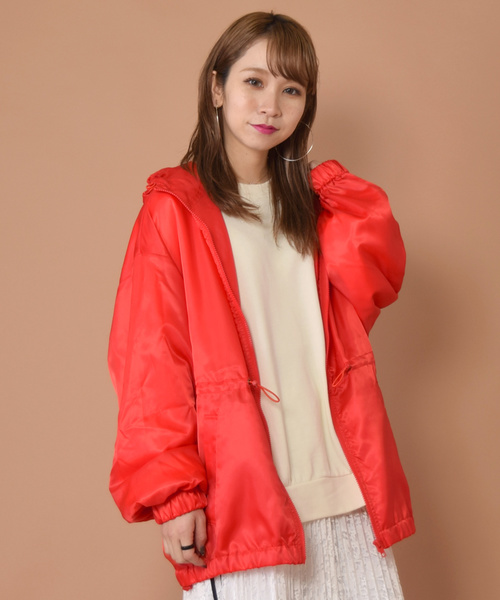 w closet(ダブルクローゼット)の「フード付きトラックジップブルゾン(ブルゾン・レディース・パープル/イエロー/オレンジ・FREE)」の1枚目の写真