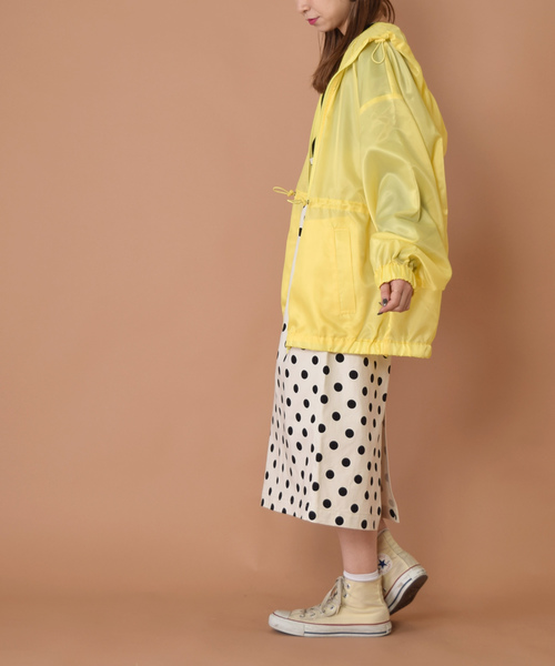 w closet(ダブルクローゼット)の「フード付きトラックジップブルゾン(ブルゾン・レディース・パープル/イエロー/オレンジ・FREE)」の17枚目の写真