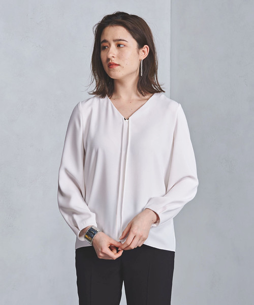 【美品】united arrows ブラウス　Mサイズ UNITED ARROWS（ユナイテッドアローズ）の「○UBCS メタル