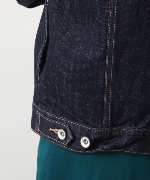 LEPSIM（レプシィム）の「レギュラーデニムジャケット　778430（デニムジャケット・レディース・キナリ/ブルー/ワンウォッシュ・LARGE/MEDIUM）」の19枚目の写真