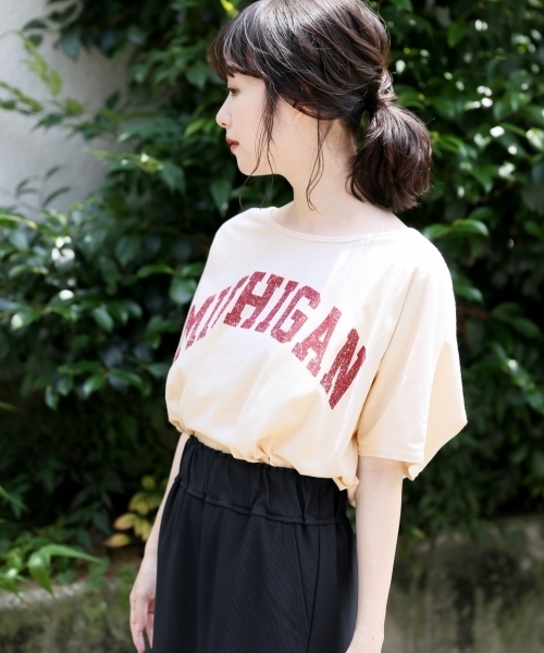 LOWRYS FARM(ローリーズファーム)の「ワイドプリントTシャツ 804240(Tシャツ/カットソー・レディース・ベージュ/ブラウン/グレー/オフホワイト・FREE)」の4枚目の写真