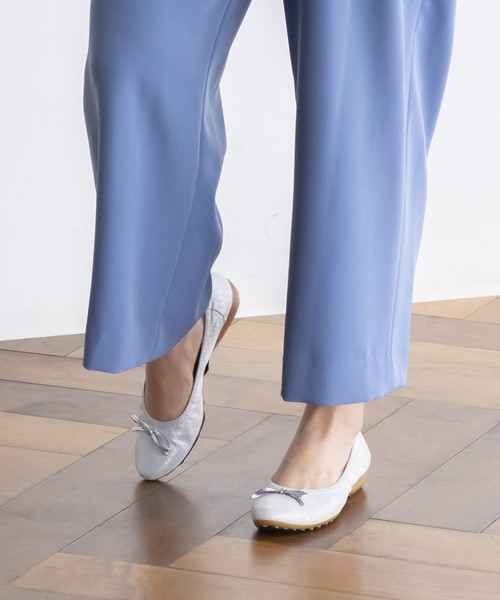 HIMIKO On Bleue(ヒミコオンブルー)の「【On Bleue】手放せないクッション感! ボロネーゼ・ふかふかクッションリボンパンプス/062384(パンプス・レディース・ブラック/ブロンズ/シルバー/ピンク系その他/ブラック×ホワイト・24.5cm/23.0cm/22.5cm/23.5cm/24.0cm/25.0cm)」の9枚目の写真