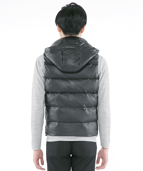 Calvin Klein（カルバン・クライン）の「ラムレザーダウンベスト 
