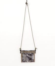 FABRICK（ファブリック）の「FABRICK GASIUS FLAT 2WAY  POUCH M（ショルダーバッグ）」