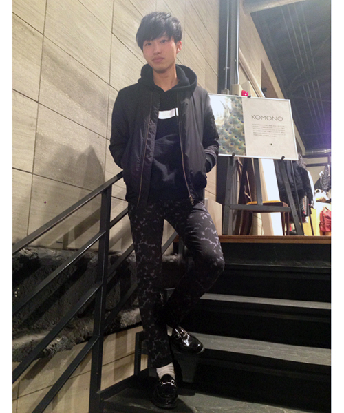 WHO'S WHO gallery（フーズフーギャラリー）の「【VANMOOF】PULL HOODY（パーカー・メンズ・ブラック/ホワイト・MEDIUM/LARGE）」の13枚目の写真