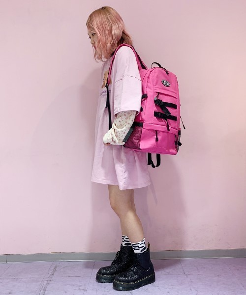Candy Stripper(キャンディストリッパー)の「OVAL LOGO バッグパック(バックパック/リュック・レディース・ブラック/ピンク・FREE)」の12枚目の写真