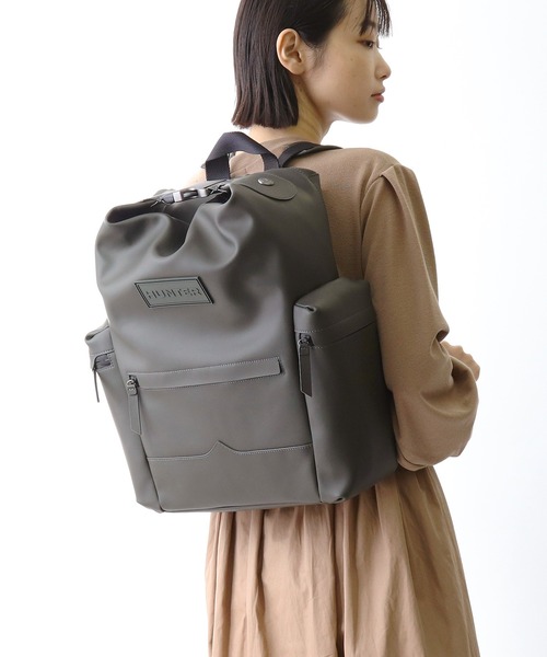HUNTER(ハンター)の「【HUNTER/ハンター】ORG TOPCLIP BACKPACK RUB LTH UBB2022LRS ラバーコーティングレザーバックパック/リュック HUT(バックパック/リュック・レディース・ブラック/ダークオリーブ/イエロー/オレンジ/ピンク/ネイビー・FREE)」の3枚目の写真