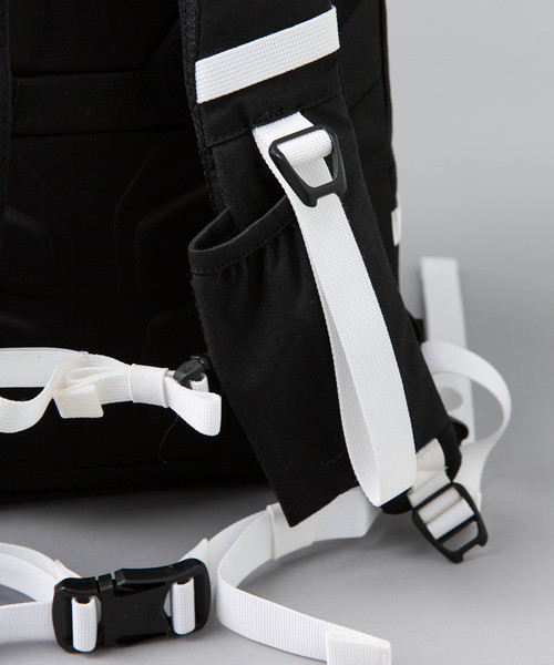 WHITE MOUNTAINEERING（ホワイトマウンテニアリング）の「【White Mountaineering】WM×MILLET BACKPACK（バックパック/リュック・メンズ・ブラック・FREE）」の7枚目の写真