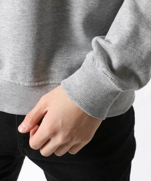 CONVERSE（コンバース）の「CONVERSE/コンバース ワンポイントプルオーバークルースウェット トレーナー（スウェット・メンズ・ホワイト/ブラック/ネイビー/グレー・M/L/XL）」の6枚目の写真
