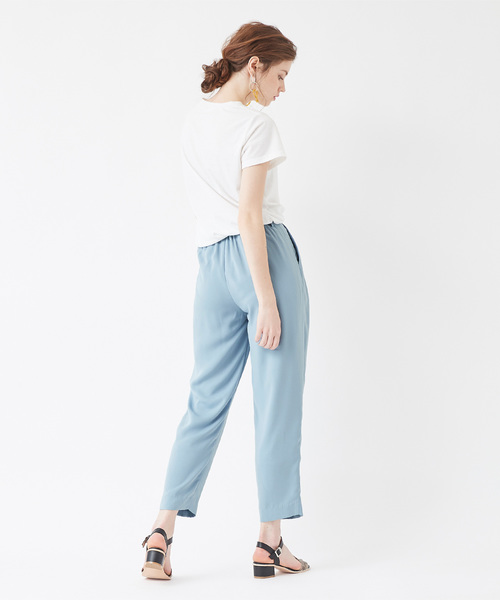 titivate(ティティベイト)の「サルエルテーパードパンツ(その他パンツ・レディース・ホワイト/ライトブルー/ブラック・S/M/L)」の7枚目の写真