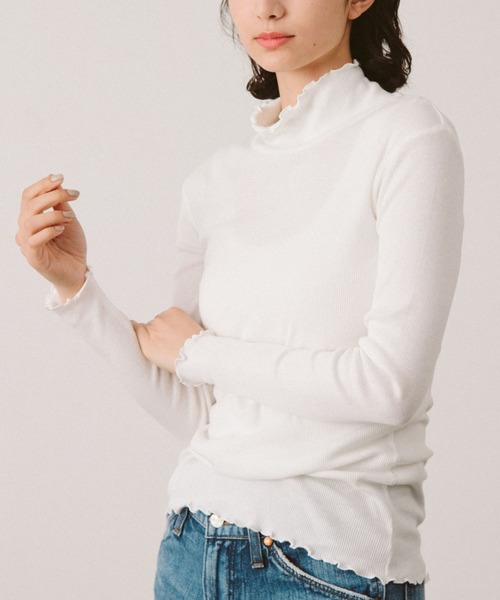 MEDE19F(メデジュウキュウ)の「MEDE19F テレコハイネックトップス(Tシャツ/カットソー・レディース・ホワイト/ブラック/杢グレー・MEDIUM/LARGE/X-LARGE/XX-LARGE)」の2枚目の写真