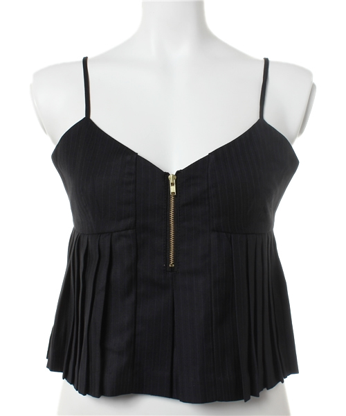 ROSE BUD(ローズバッド)の「LBL-14121 PLEATED CAMISOLE BLOUSE(キャミソール・レディース・ブラック/チャコール・ONE SIZE)」の1枚目の写真