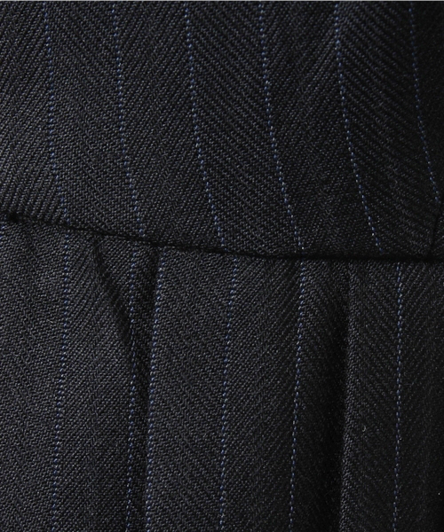 ROSE BUD(ローズバッド)の「LBL-14121 PLEATED CAMISOLE BLOUSE(キャミソール・レディース・ブラック/チャコール・ONE SIZE)」の6枚目の写真