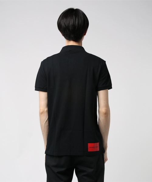 Calvin Klein Jeans(カルヴァンクラインジーンズ)の「ロゴ ポロシャツ(ポロシャツ・メンズ・ブラック系その他/ホワイト系その他・S/M/L/XL)」の4枚目の写真