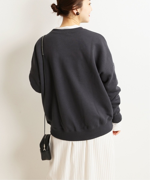 IENA(イエナ)の「刺しゅうロゴ裏毛プルオーバー◆(Tシャツ/カットソー・レディース・チャコールグレー/アイボリー・FREE)」の13枚目の写真