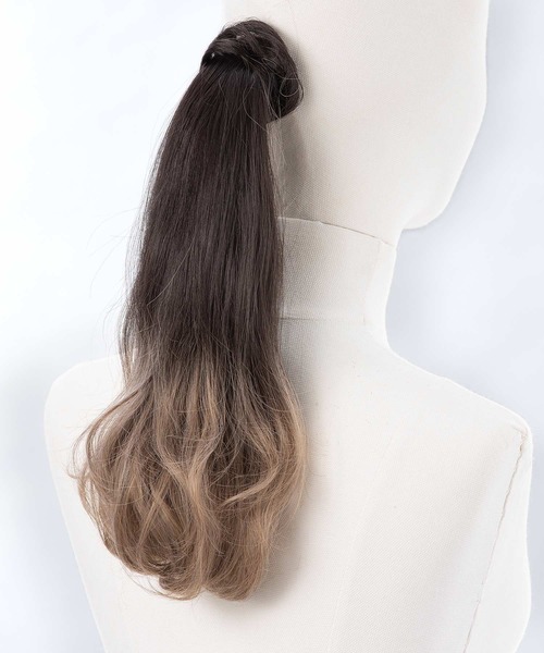 LINEASTORIA（リネアストリア）の「【ポニーテール】ブリッジポニーテール_グラデウェイブ（ウィッグ・レディース・その他1/その他2/その他3/その他5/その他6/その他7/その他8/その他9/その他10/その他11/その他12/その他13/その他14/その他15/その他16/その他17/その他18/その他19/その他20/その他21/その他22/その他23/その他24/その他4/その他26/その他28/その他25/その他27・M）」の2枚目の写真