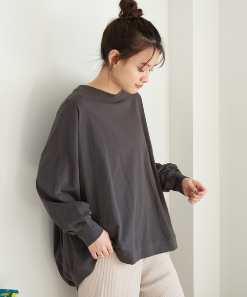 AMERICAN HOLIC(アメリカンホリック)の「変形クルーネックカットチュニック*(Tシャツ/カットソー・レディース・チャコールグレー/ベージュ/オフホワイト/ミント・FREE)」の2枚目の写真